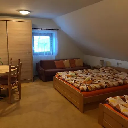 Pod Smrcinou Nová Pec